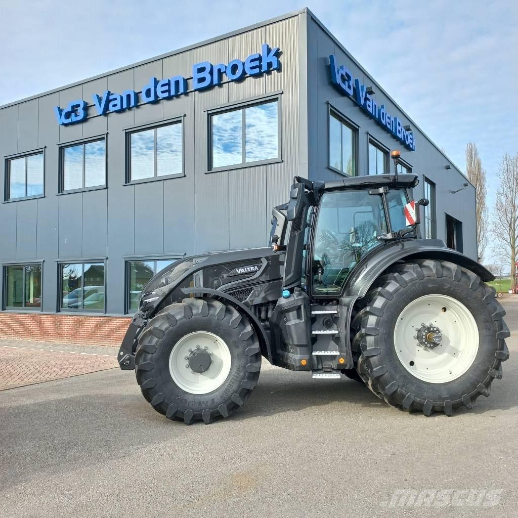 Valtra Q 305 DEMO Traktory