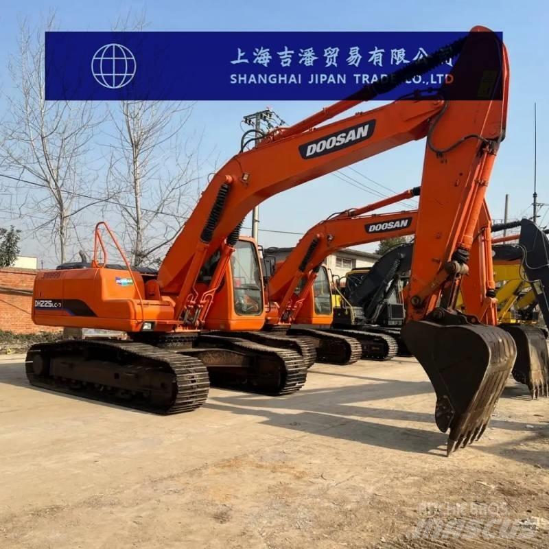 Doosan DH 225 LC-7 Pásové rýpadlá