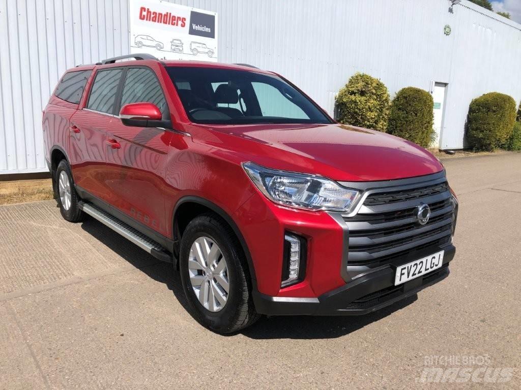 Ssangyong Musso Automobily