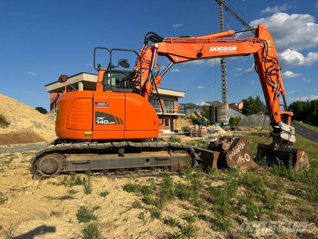 Doosan DX 140 LCR-3 Pásové rýpadlá