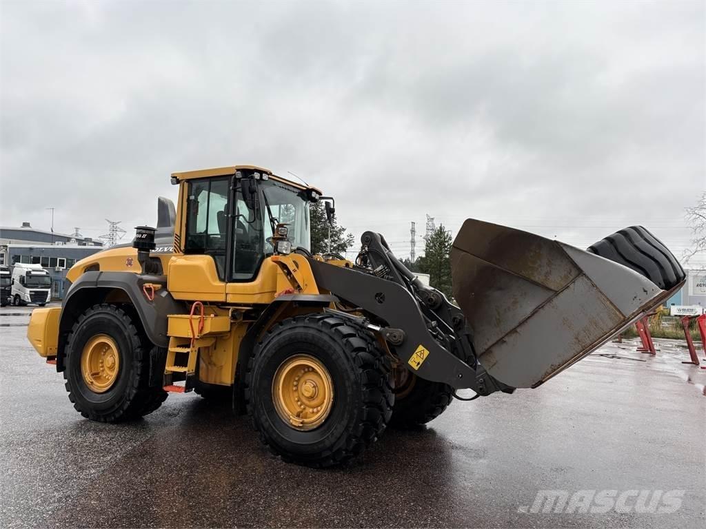 Volvo L110H Kolesové nakladače