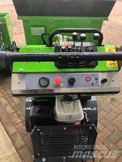 Merlo M700TD DUMPER Pásové sklápače
