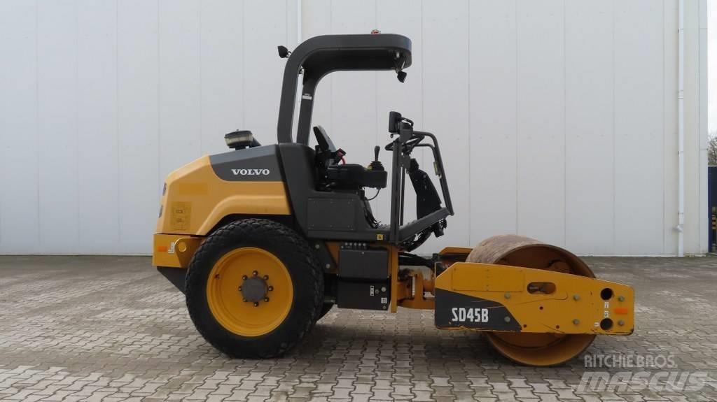 Volvo SD 45 B Ťahačové valce