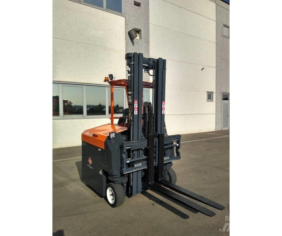 Combilift C3000CBE Vozíky do úzkych uličiek