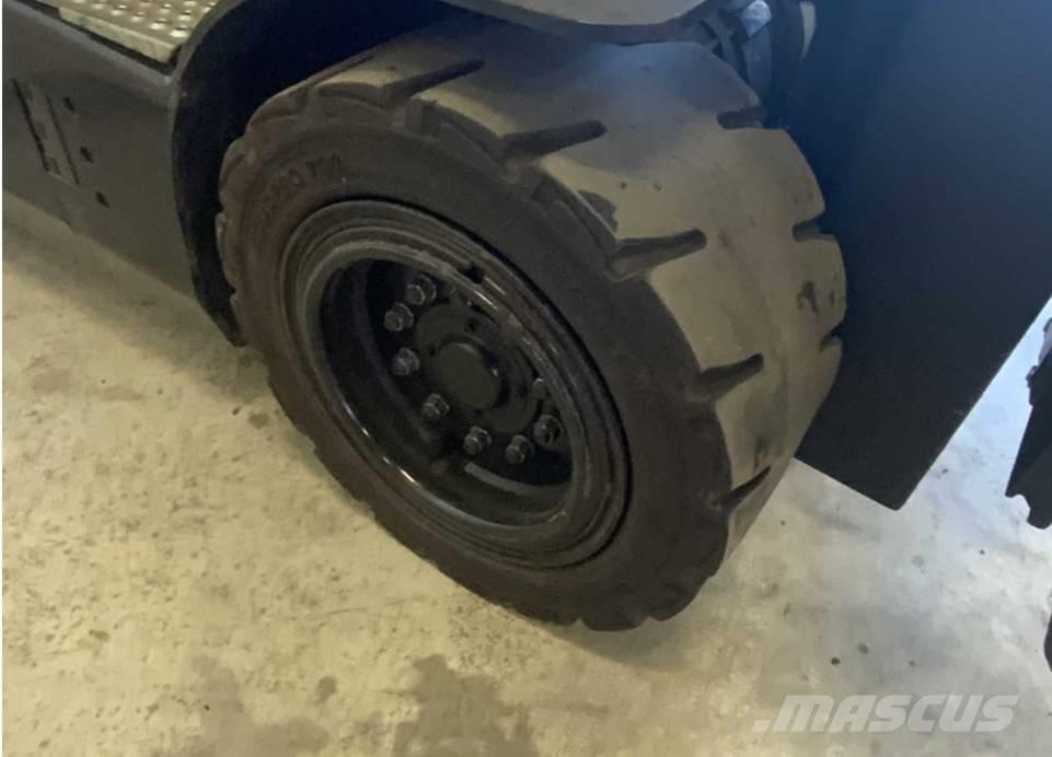 Doosan B 25 X-7 Akumulátorové vozíky