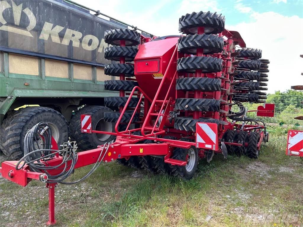 Horsch Pronto 6 DC Kombinované sejačky