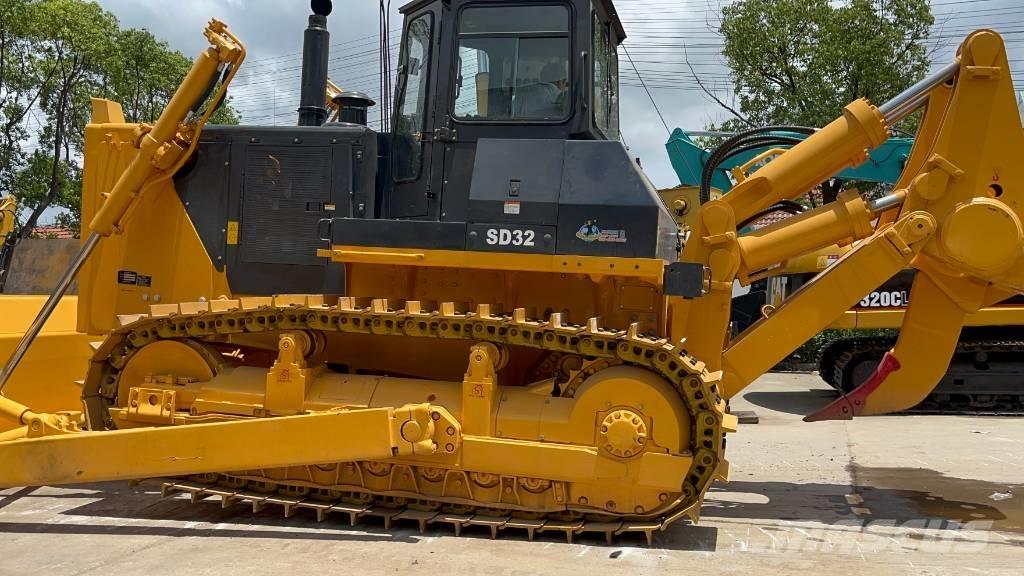 Shantui SD 32 D Pásové dozéry