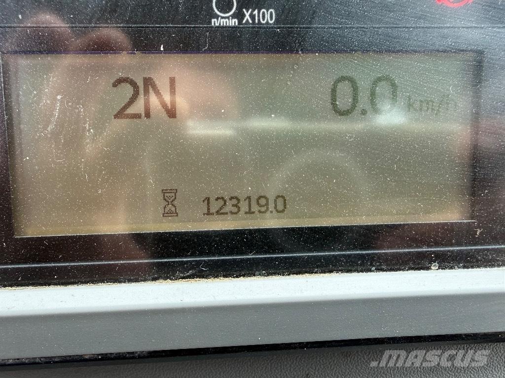CAT 980 M Kolesové nakladače