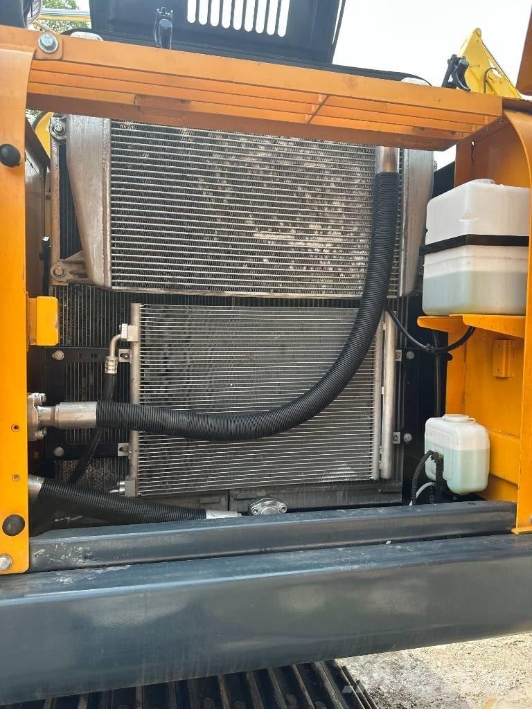 Hyundai 220LC-9S Pásové rýpadlá