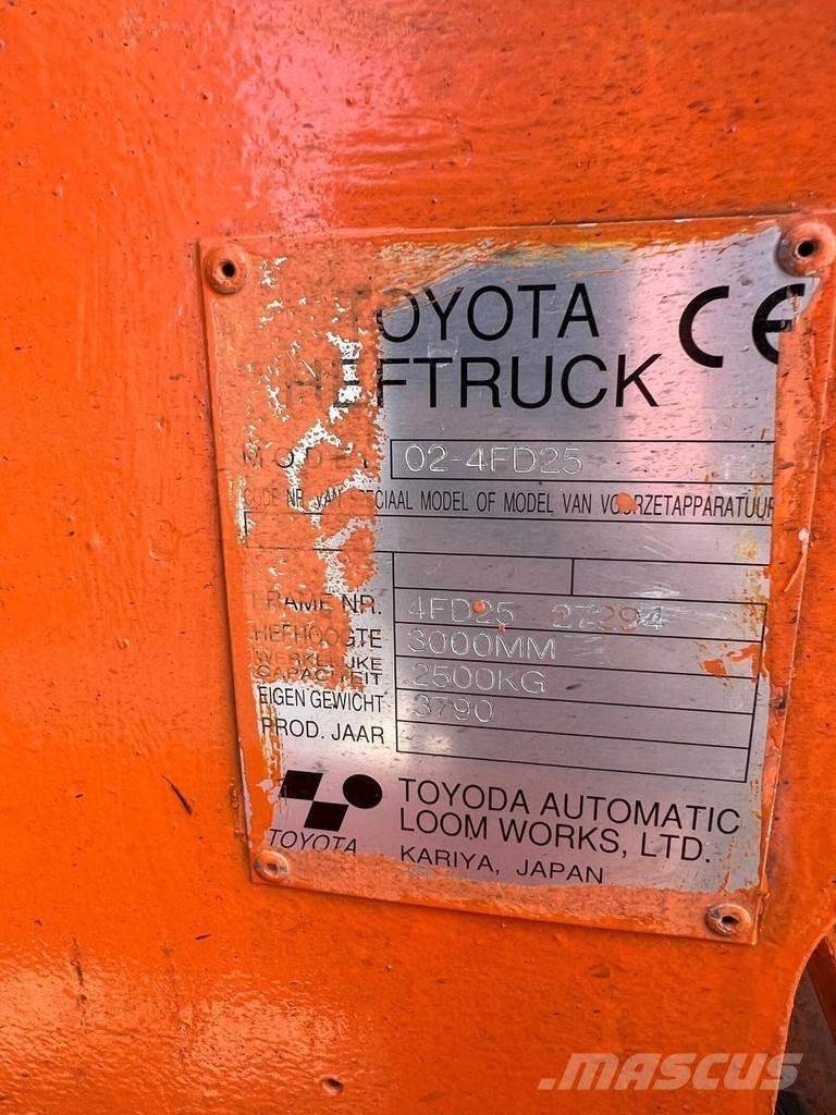 Toyota 02-4FD25 Dieselové vozíky