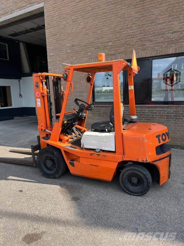 Toyota 02-4FD25 Dieselové vozíky