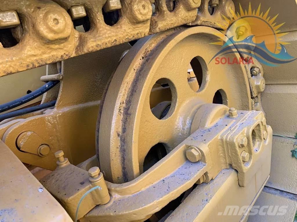 CAT D 5 K Pásové dozéry