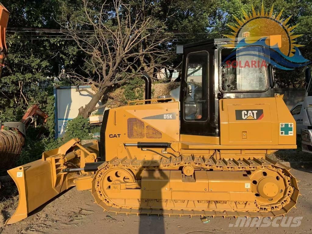 CAT D 5 K Pásové dozéry