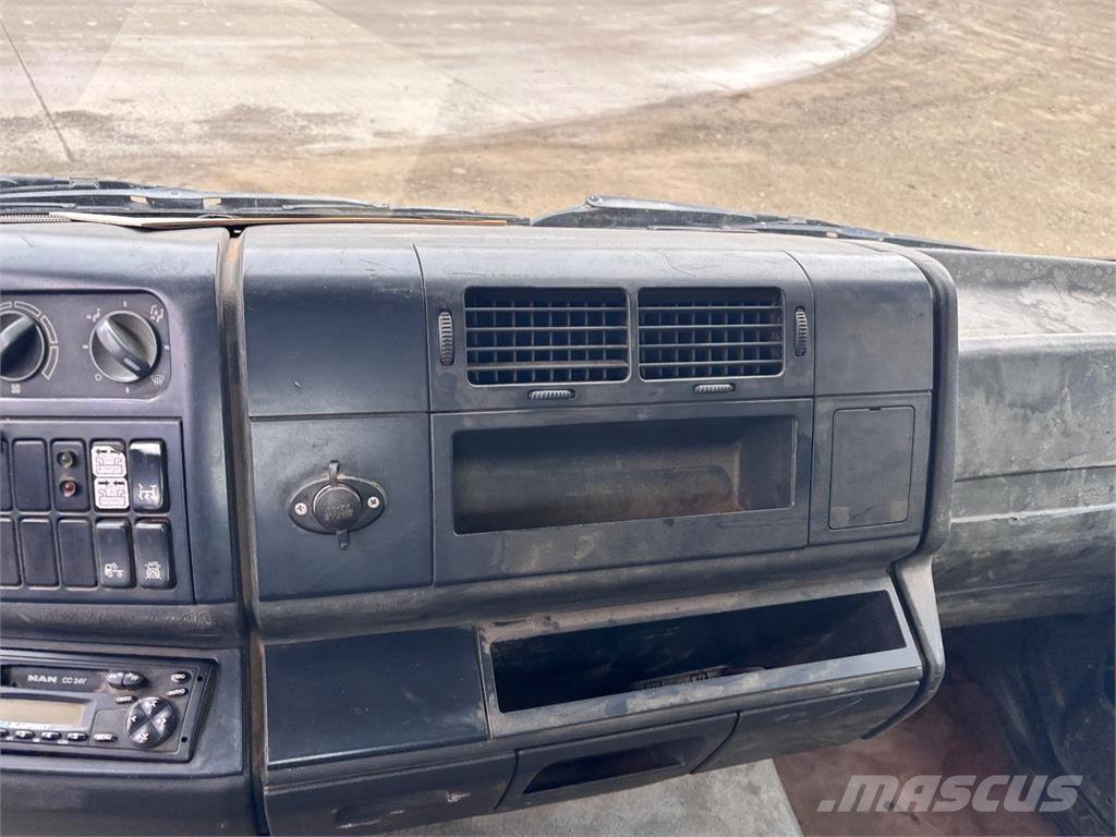 MAN TGL 12.180 Nákladné vozidlá bez nadstavby