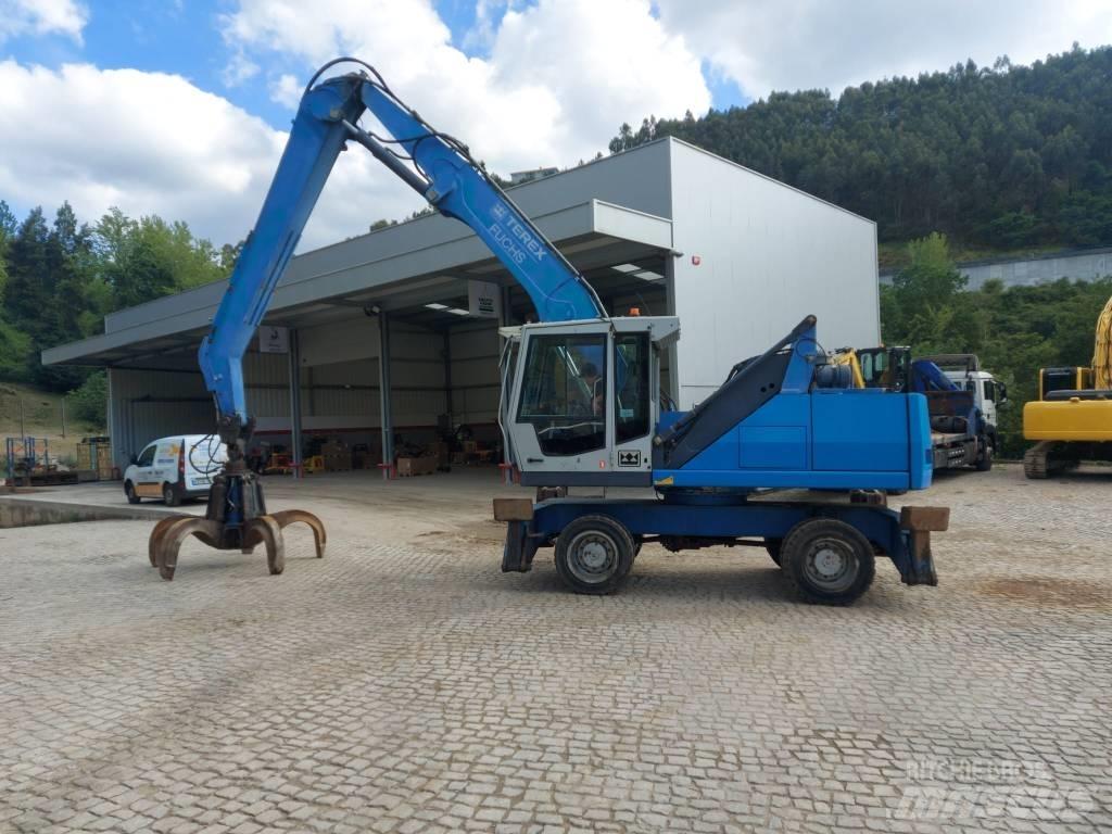 Fuchs MHL 331 Stroje pre manipuláciu s odpadom