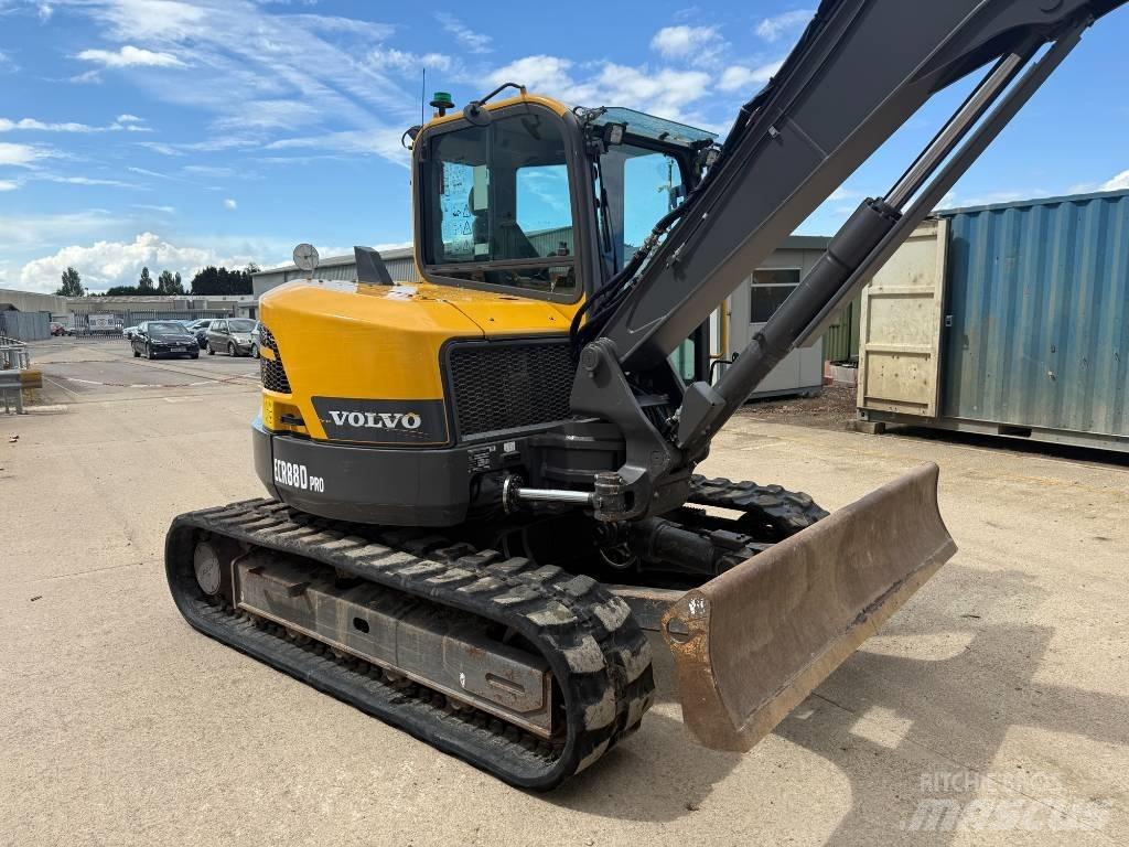 Volvo ECR 88 D Midi rýpadlá 7 t - 12 t