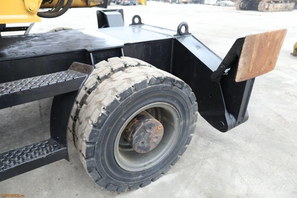CAT M 322 D Stroje pre manipuláciu s odpadom