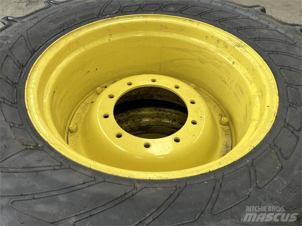 Mitas 540/65R28 Pneumatiky, kolesá a ráfiky