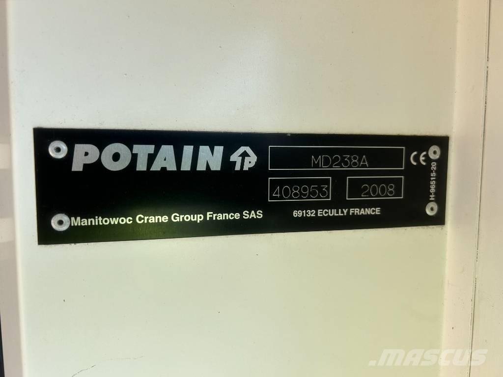 Potain MD238A-J10 Stavebné žeriavy