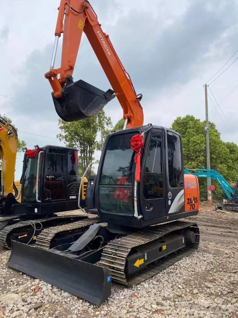 Hitachi Zaxis 70 Pásové rýpadlá
