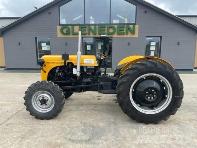 Massey Ferguson 35 Traktory