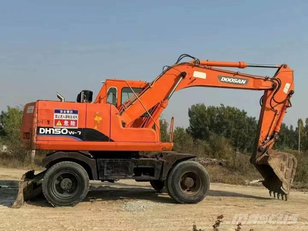 Doosan DH150W Kolesové rýpadlá