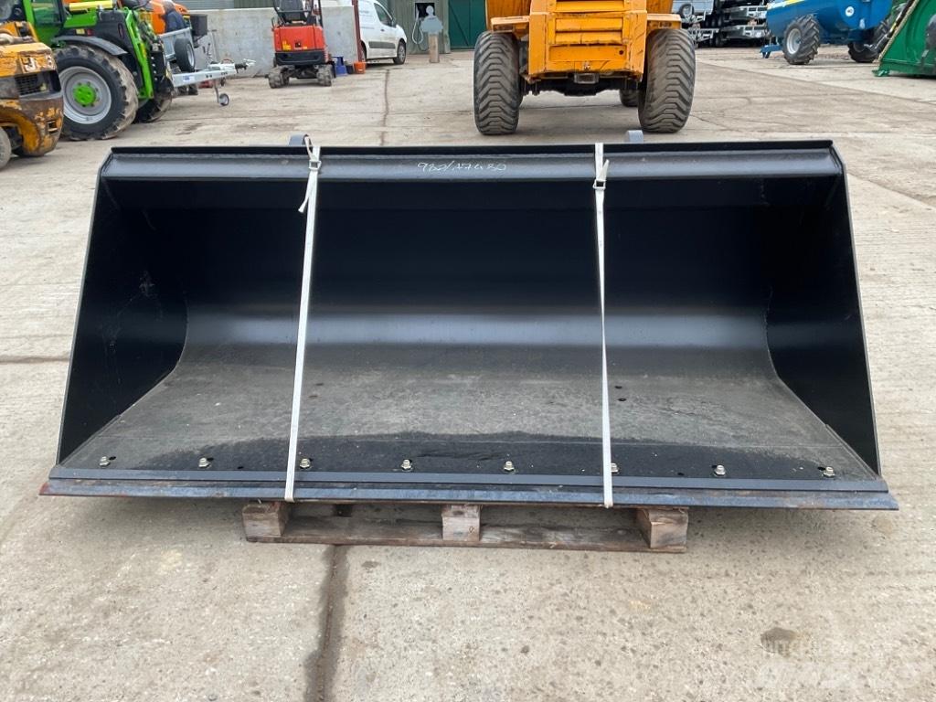 JCB SHOVEL BUCKET Lopaty