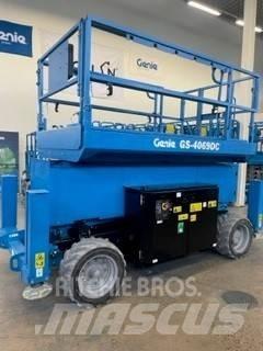 Genie GS4069DC Nožnicové zdvíhacie plošiny