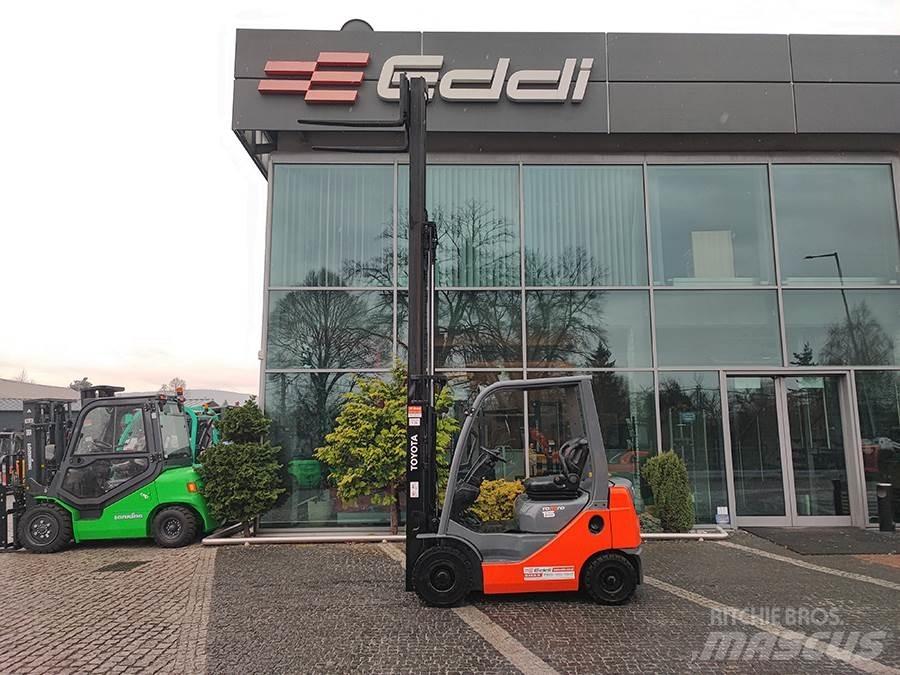 Toyota 02-8FDF15 Dieselové vozíky