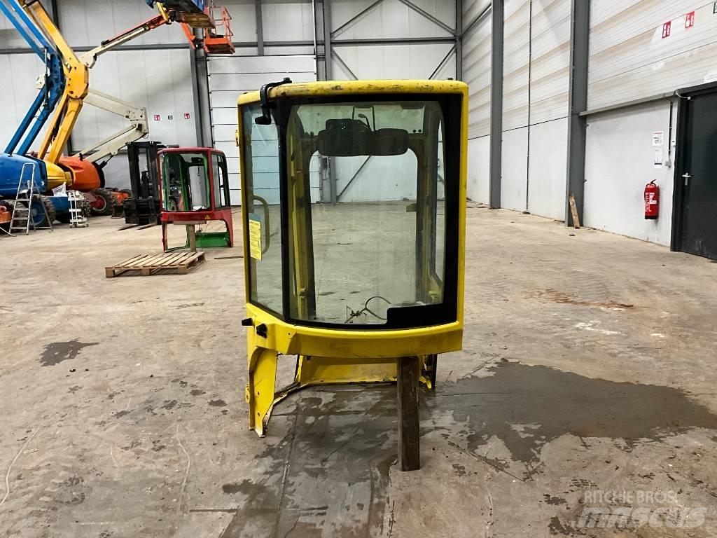 Yanmar Vio 20 / vio 25 Kabíny a interiér