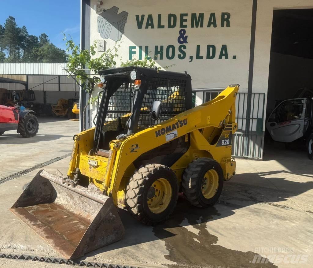 Komatsu SK 820-5 Šmykom riadené nakladače