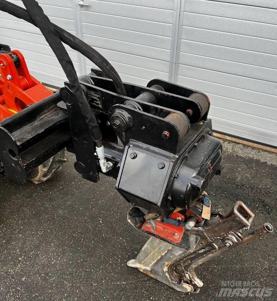 Ditch Witch R300 Rýhovače