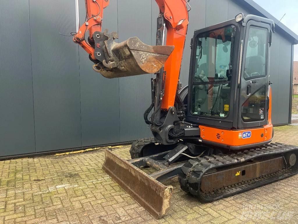 Hitachi U55-5a Mini rýpadlá < 7t