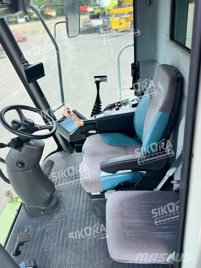 CLAAS Lexion 460 Kombinované zberacie stroje