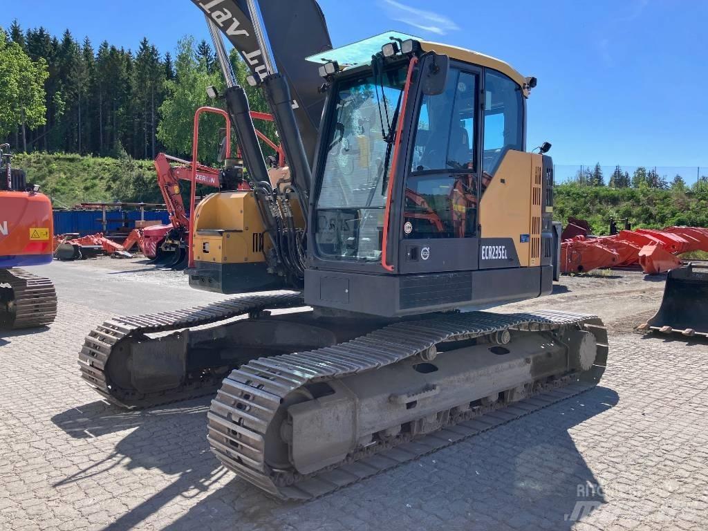 Volvo ECR235EL Pásové rýpadlá
