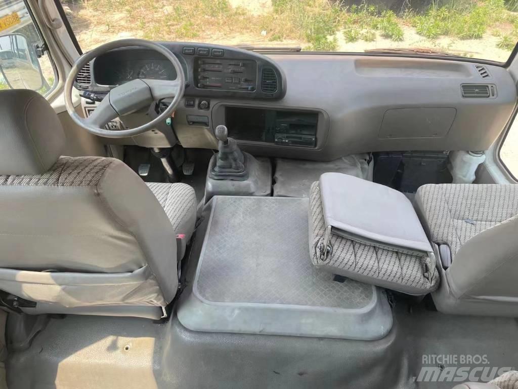 Toyota Coaster Bus Minibusy