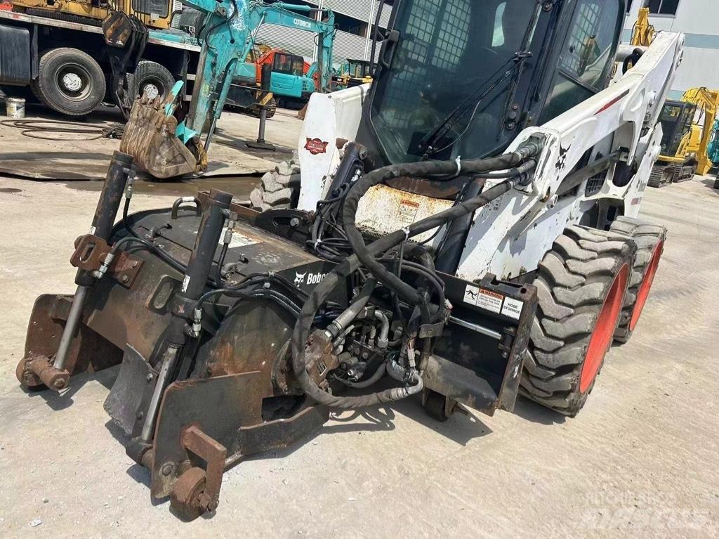 Bobcat S 750 Šmykom riadené nakladače