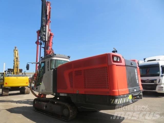 Sandvik DP 1500 i Povrchové vrtné súpravy