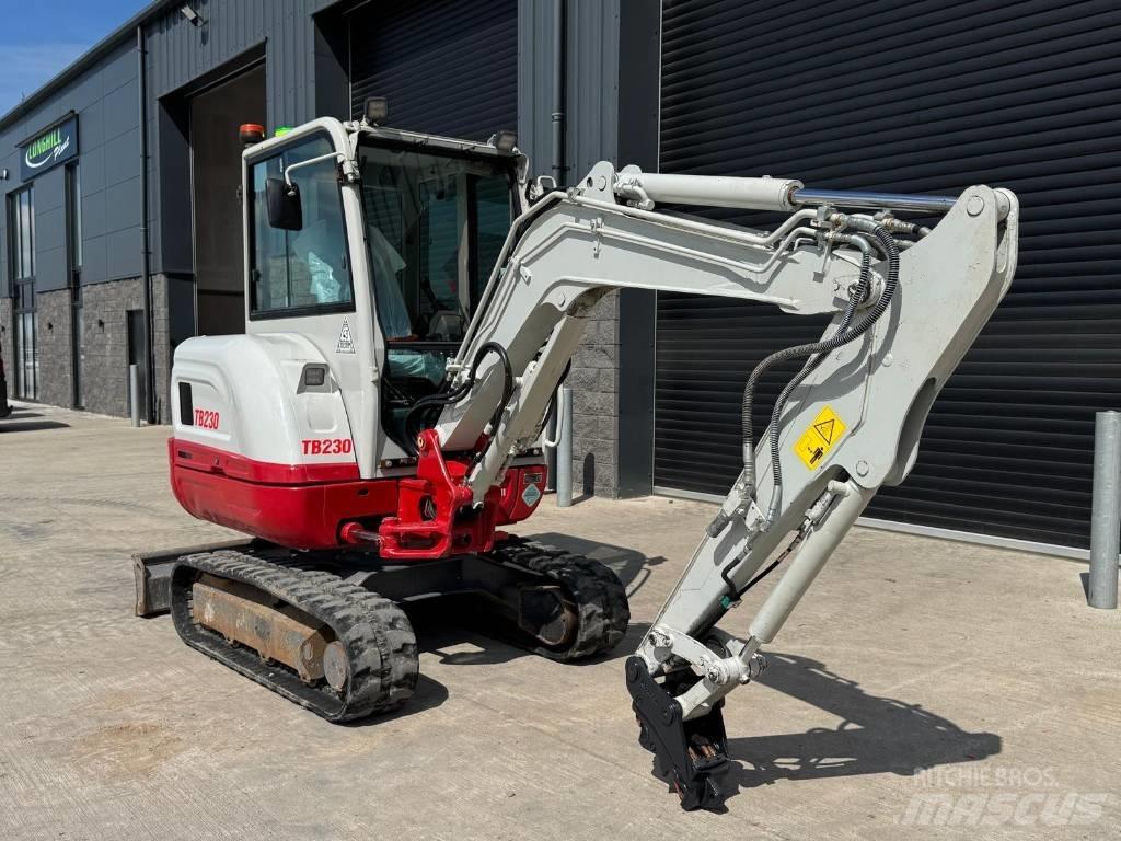 Takeuchi TB 230 Mini rýpadlá < 7t