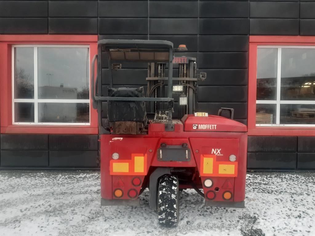 Moffett M5 25.3 Dieselové vozíky