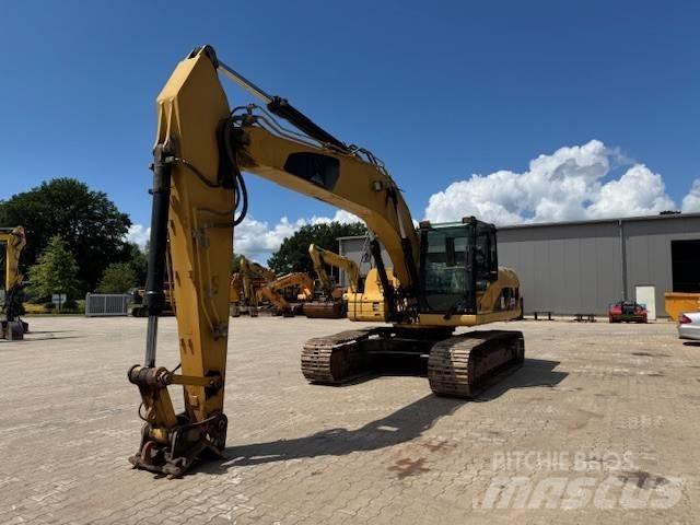 CAT 323 D L Pásové rýpadlá