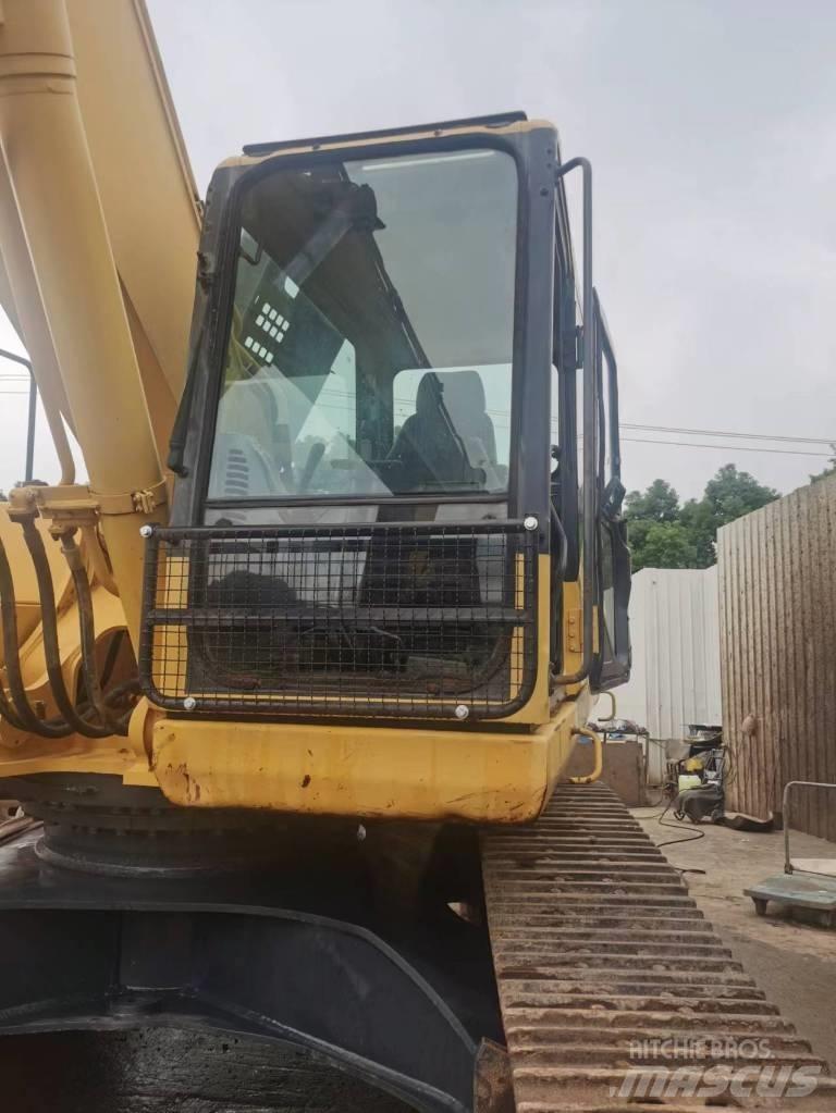 Komatsu PC 400 LC-7 Pásové rýpadlá