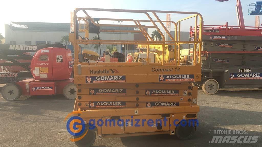 Haulotte Compact 12 Nožnicové zdvíhacie plošiny