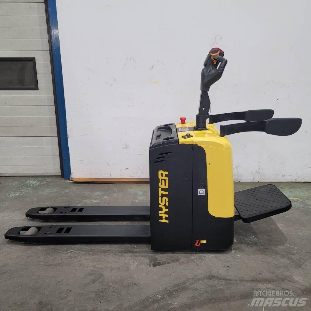 Hyster P 2.0 UTS Nízkozdvižný vozík s plošinou