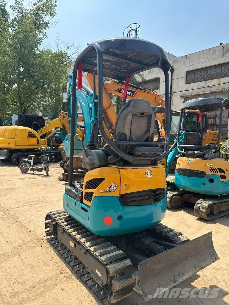Kubota U15 Pásové rýpadlá