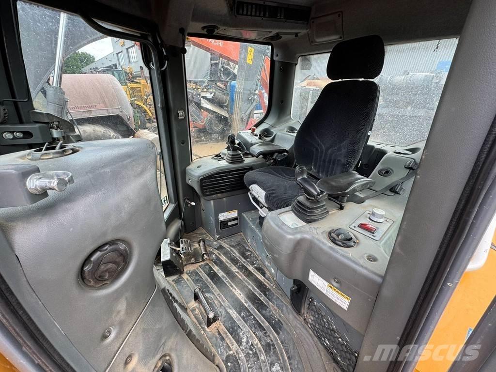 Liebherr PR736 LGP Pásové dozéry