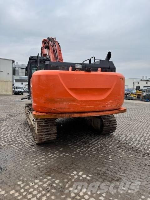 Hitachi ZX 350 LCN-6 Pásové rýpadlá