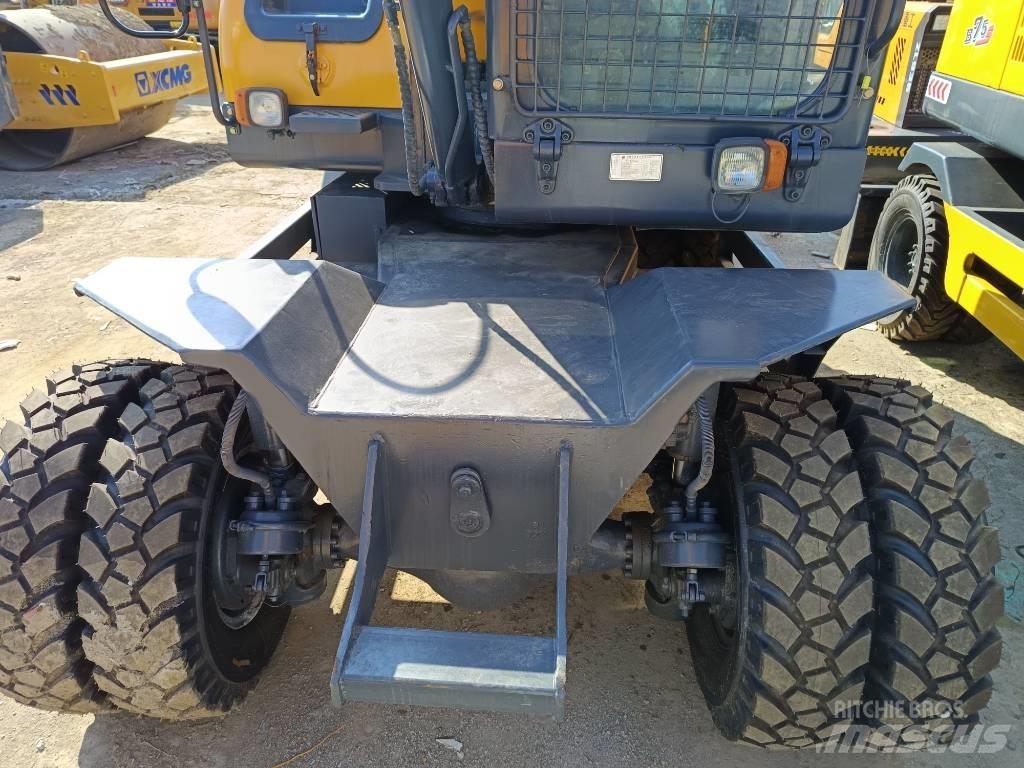 Xinyuan XYB75W-9 Pásové rýpadlá