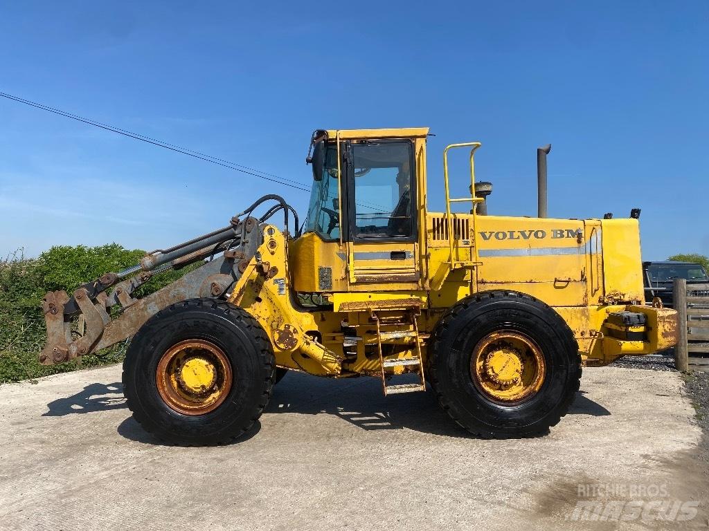 Volvo BM L 90 Kolesové nakladače