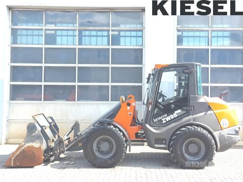 Hitachi ZW 95-6 Šmykom riadené nakladače